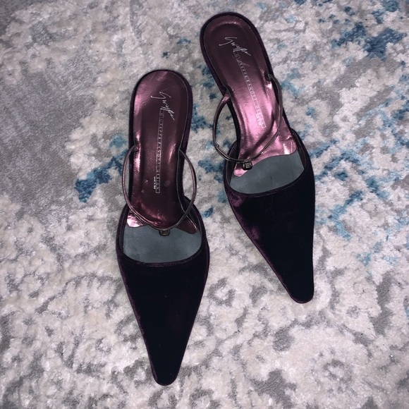 Giuseppe Zanotti velvet kitten heel pointy Mules - Picture 2 of 8